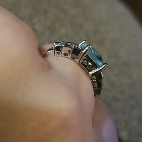 Blue & White Topaz 💙Ring - Picture 8 of 12